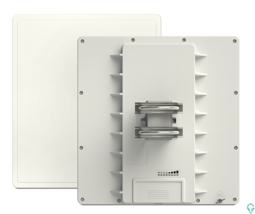 Εικόνα της RB911G-5HPacD-QRT QRT 5 ac with 24dBi 5GHz 11 degree antenna, Dual Chain 802.11ac wireless, 720MHz CPU, 128MB RAM, Gigabit Ether